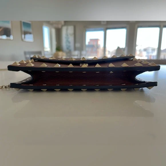 Valentino Garavani Rockstud Pebbled Leather Shoulder Bag / Crossbody / Clutch - Picture 5 of 16